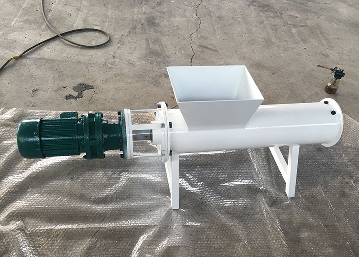 How to choose Small Auger Conveyor?