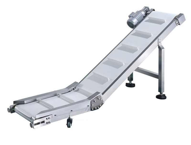 Waved edge belt conveyor