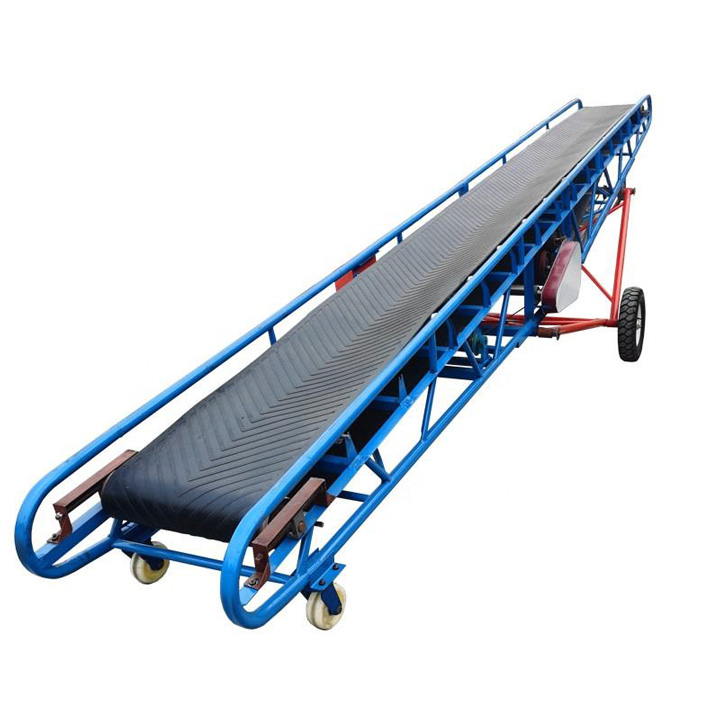 What are the features and advantages of sand and gravel belt conveyor?