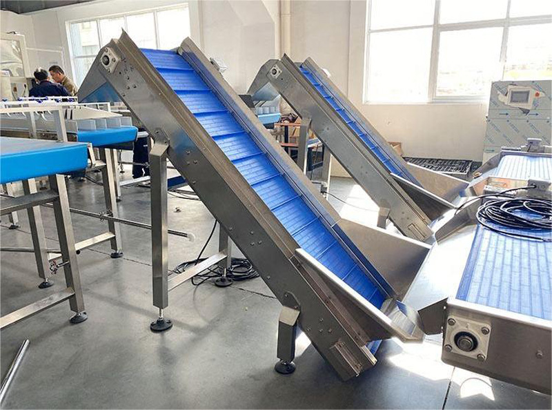 What is a small belt conveyor?