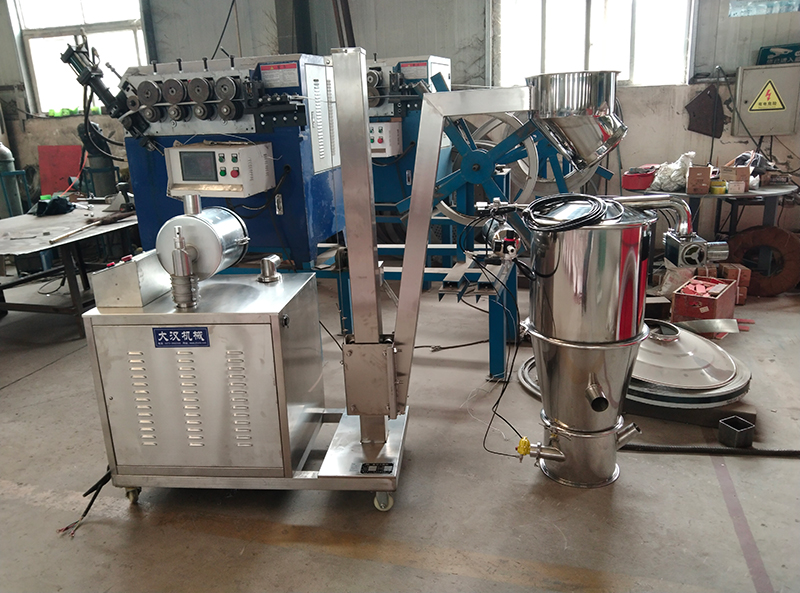 Powder vacuum feeder