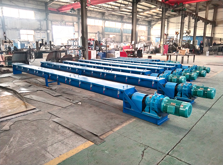 Stainless Steel U Trough Screw Conveyor Manufacturing Workshop